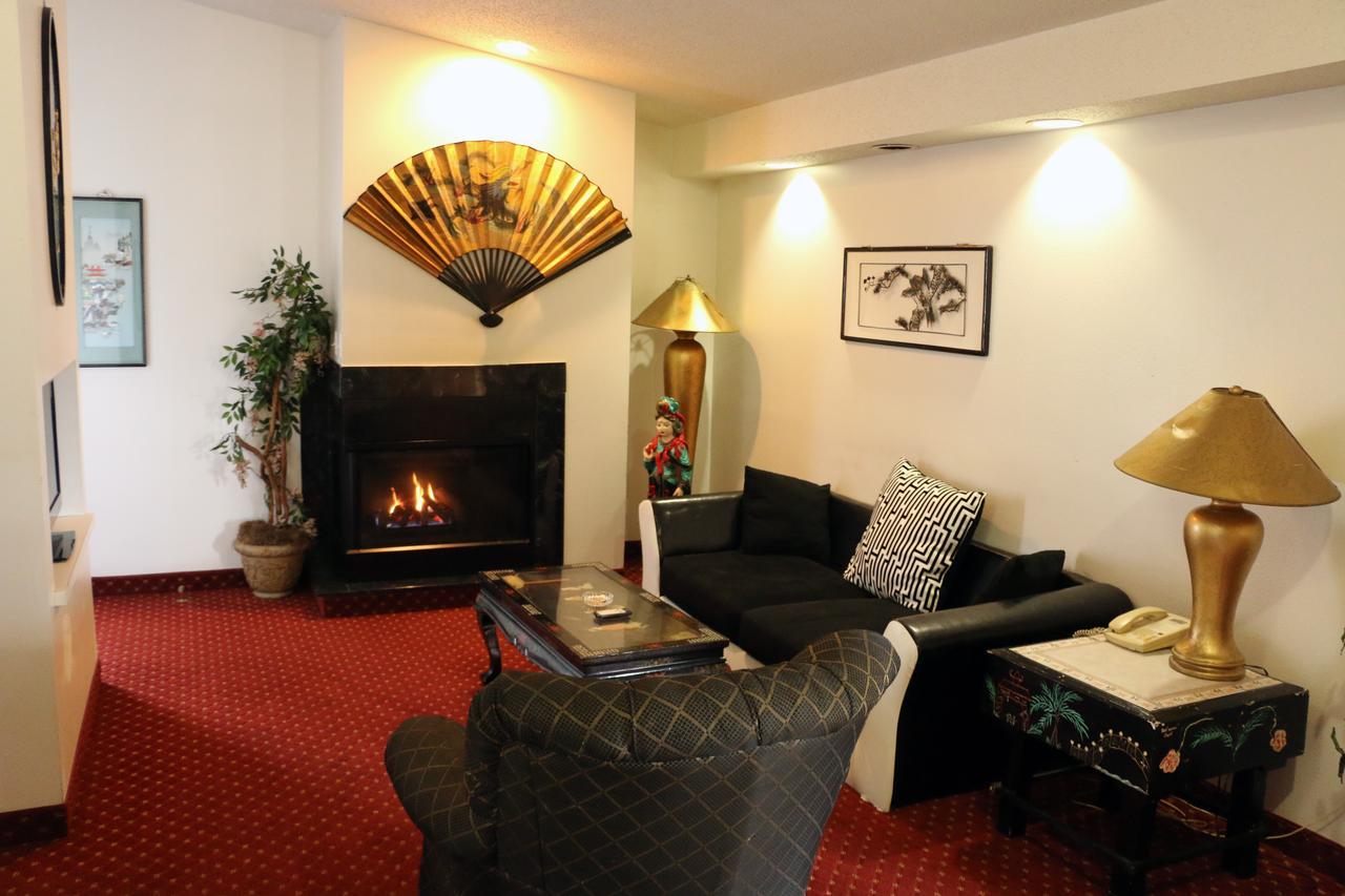 Bed Ford Inn Erie Екстер'єр фото