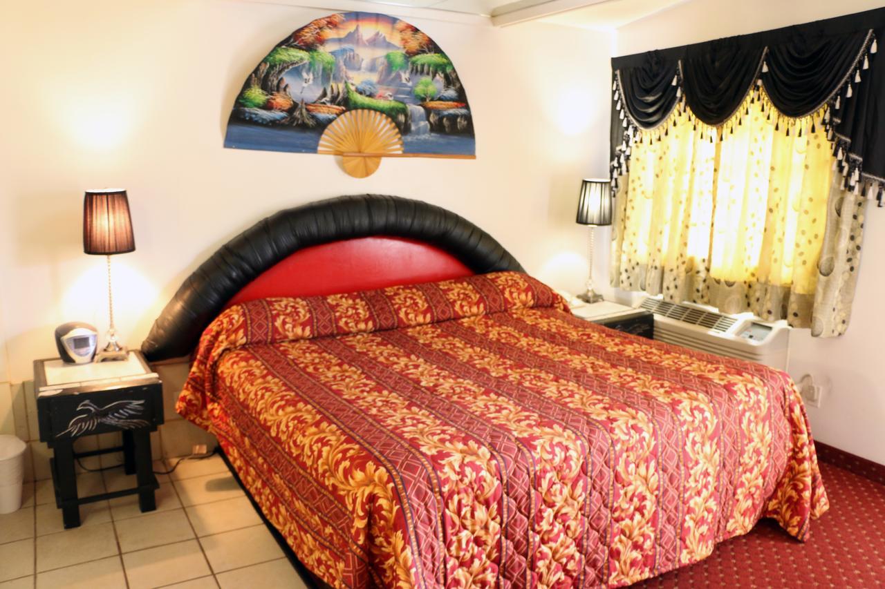 Bed Ford Inn Erie Екстер'єр фото